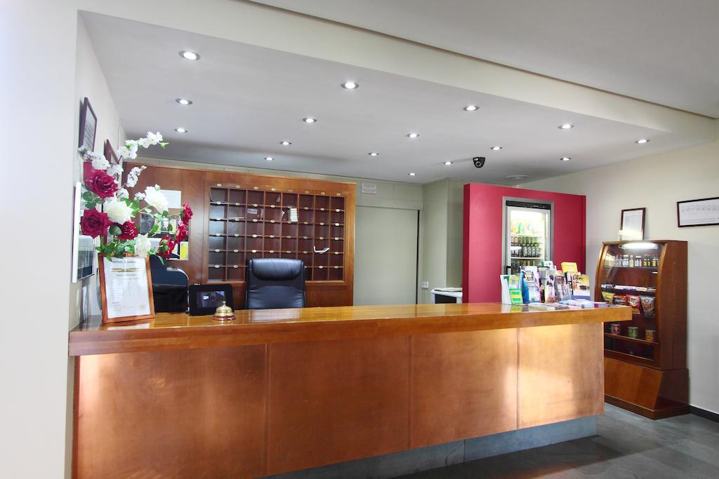 Hotel Rambla Benidorm Bagian luar foto