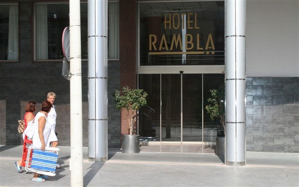 Hotel Rambla Benidorm Bagian luar foto