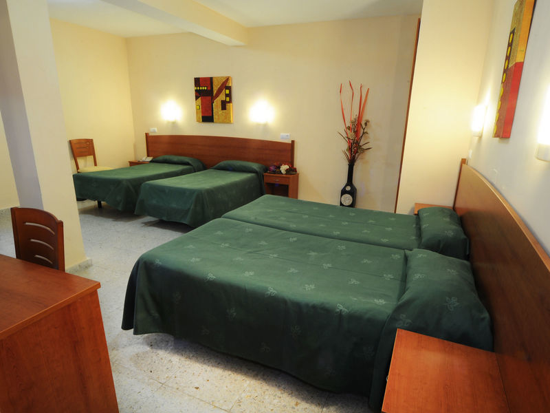 Hotel Rambla Benidorm Bagian luar foto